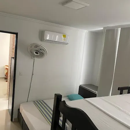 Apartahotel En Edificio Delfines