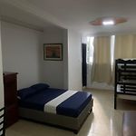 Apartamentos en Edificio Los Delfines