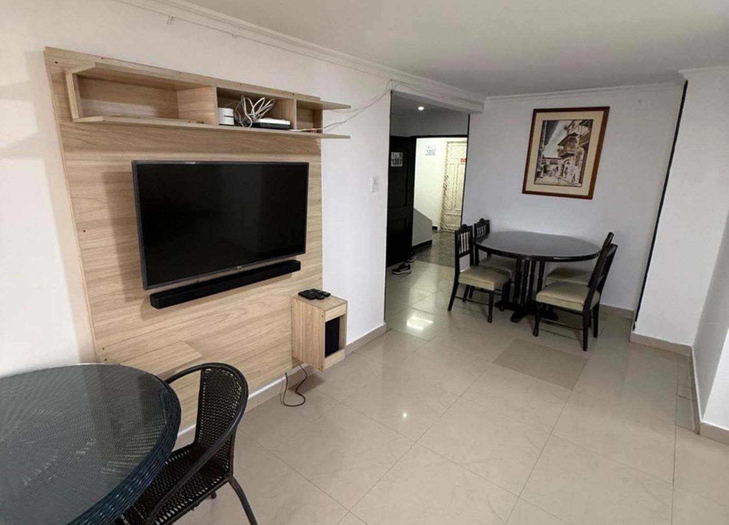 En Edificio Delfines Apartahotel 4*