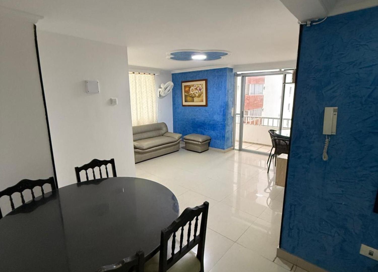 En Edificio Delfines Apartahotel