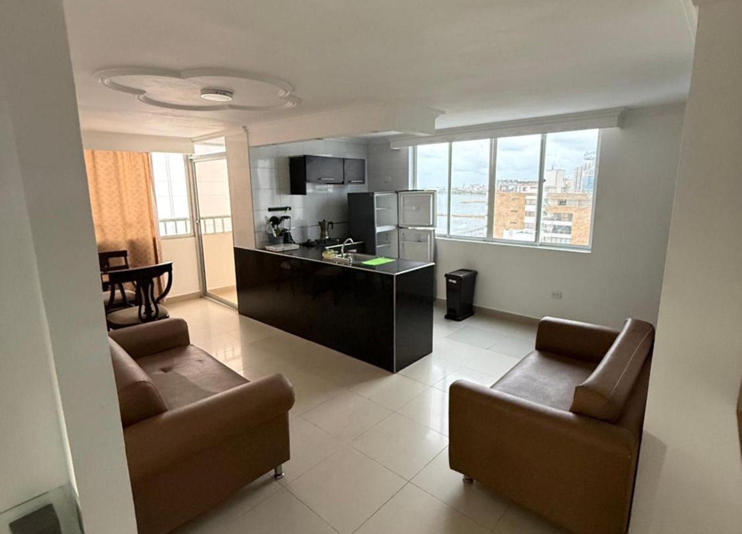 Apartahotel En Edificio Delfines 4*