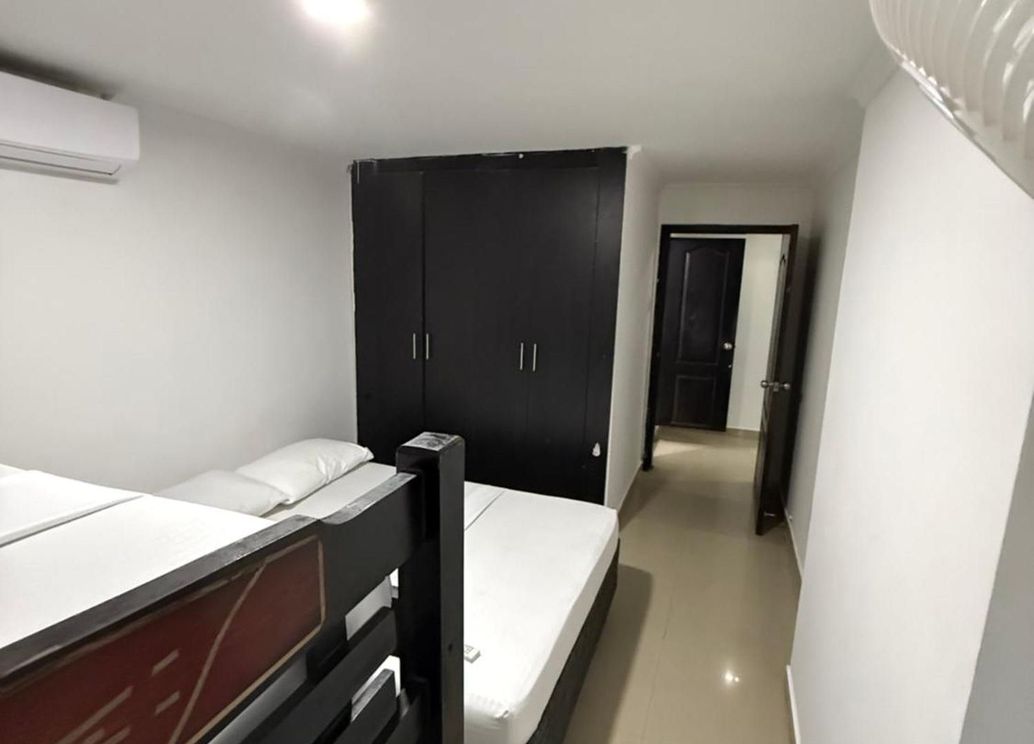 Apartahotel En Edificio Delfines