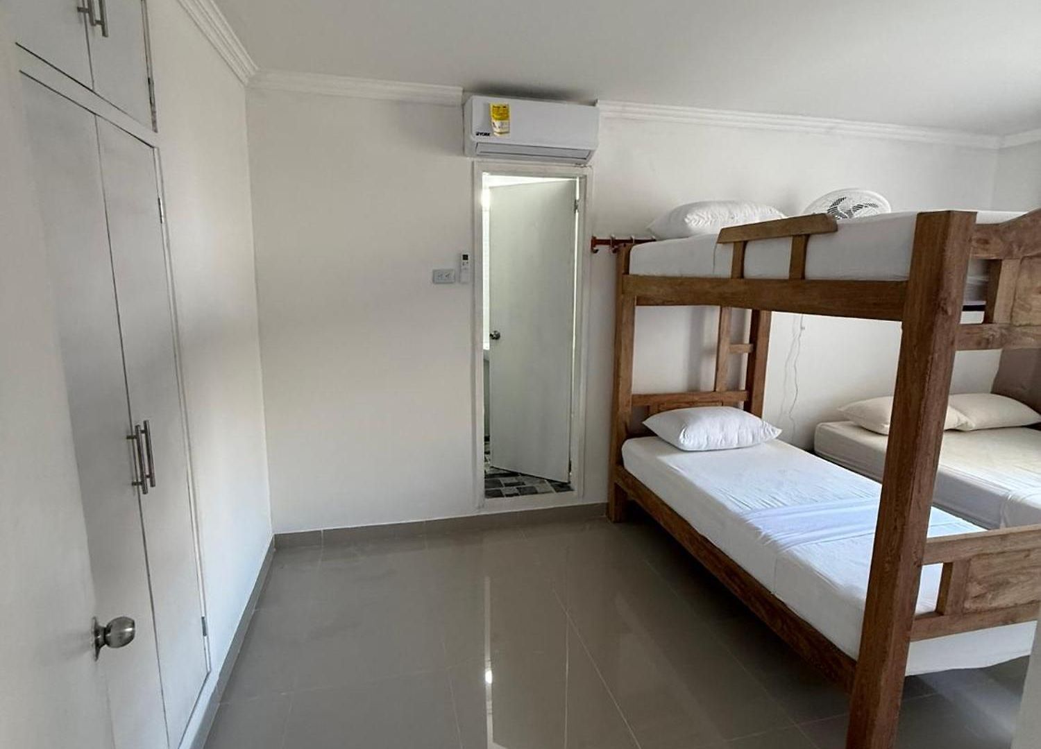 En Edificio Delfines Apartahotel Cartagena
