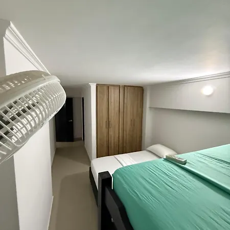 En Edificio Delfines Apartahotel