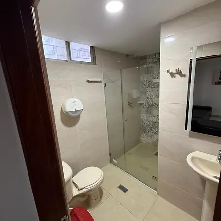Apartahotel En Edificio Delfines Cartagena