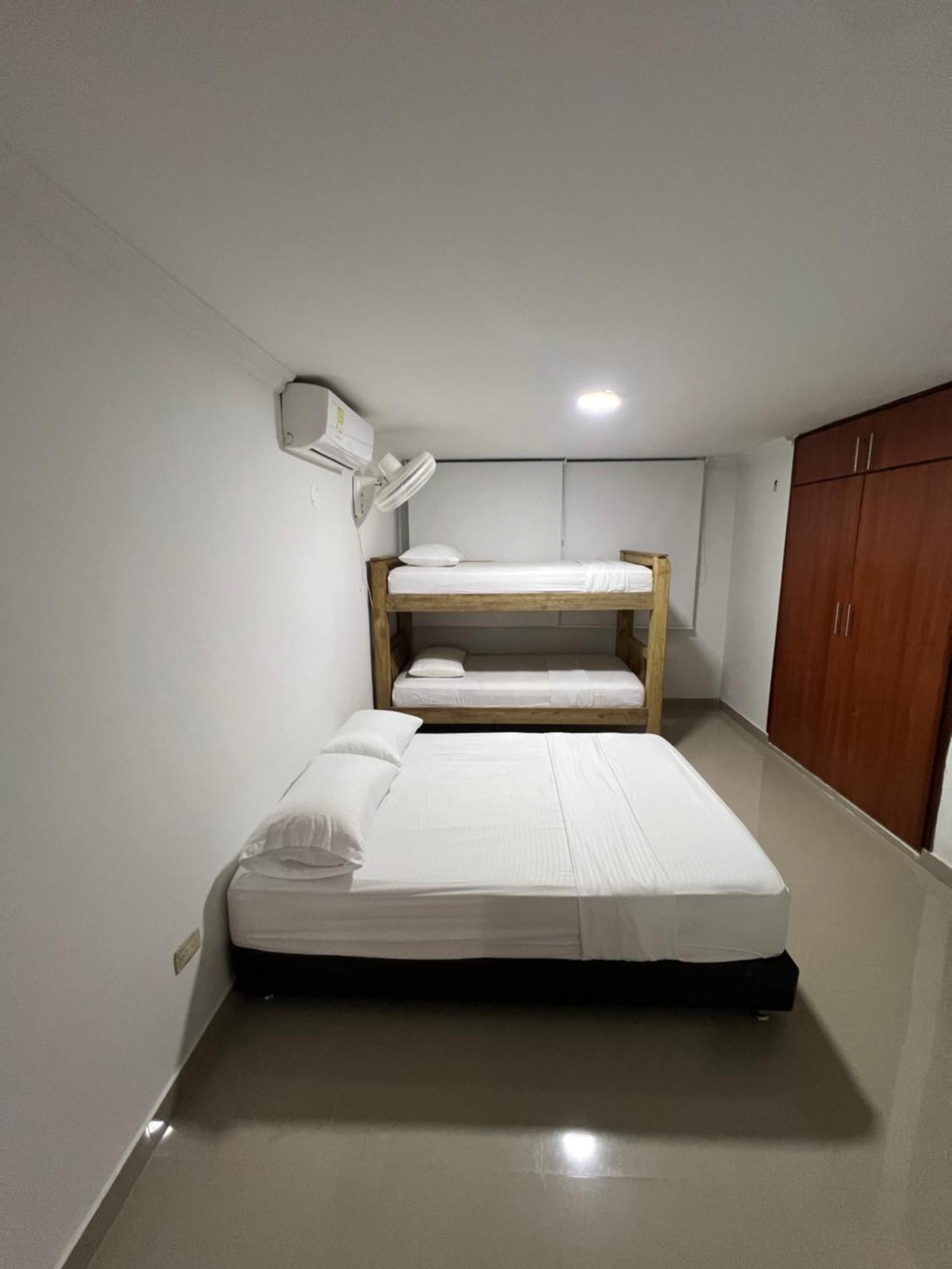 Edificio Delfines 4*