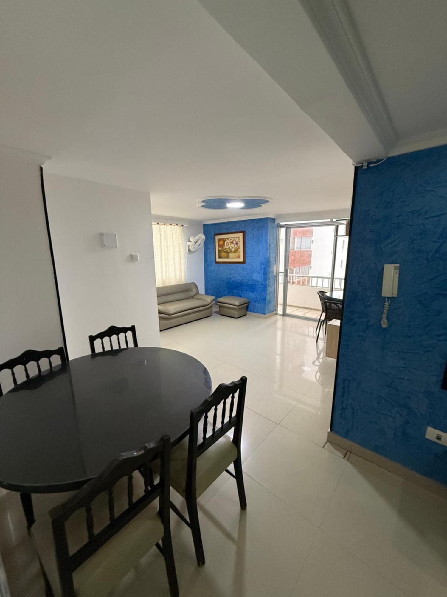 Edificio Delfines Aparthotel