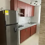 Apartamentos en Edificio Los Delfines