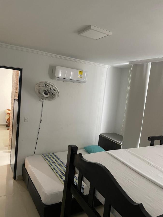 Apartahotel En Edificio Delfines