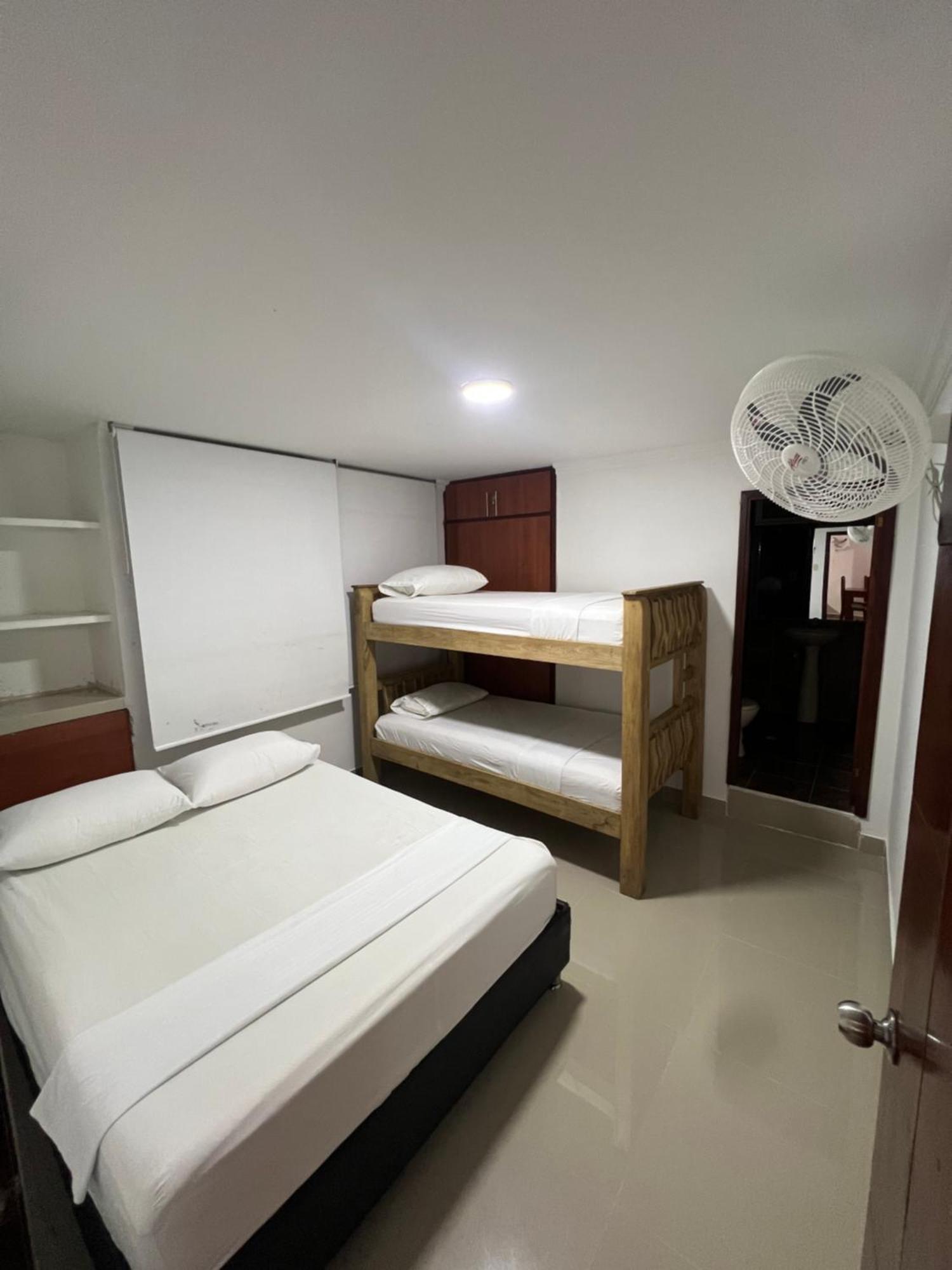 En Edificio Delfines Apartahotel